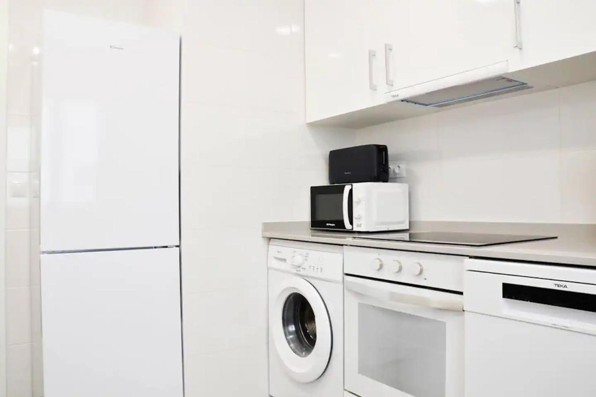 Nuevo Apartamento De 3 Dormitorios En Calle Alta Сантандер Екстериор снимка
