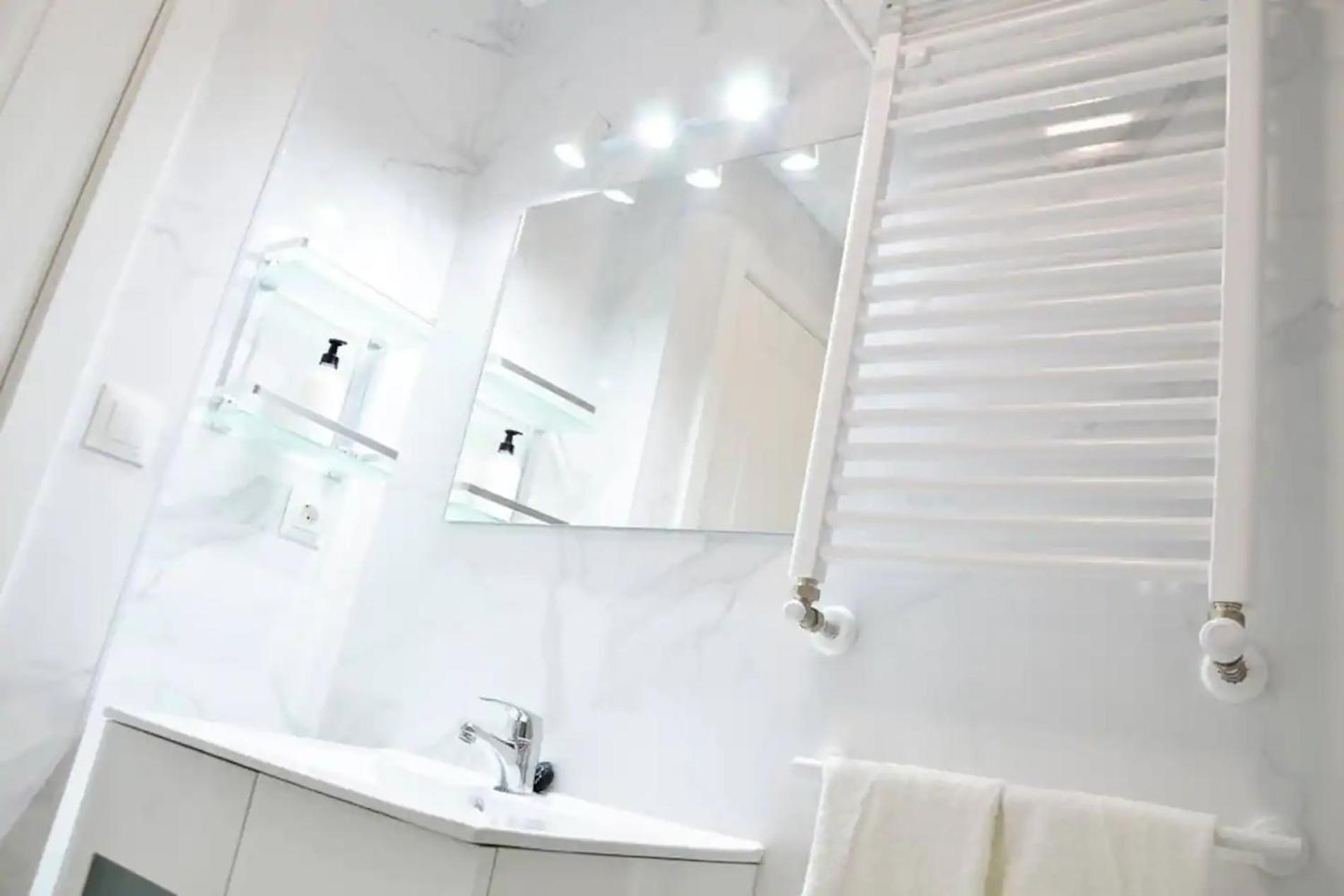 Nuevo Apartamento De 3 Dormitorios En Calle Alta Сантандер Екстериор снимка